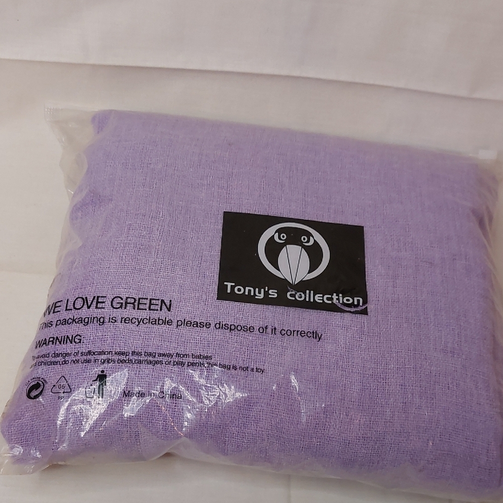 Tony's Collection Lilac Curtains 2 Panels 34" X 95" NEW - Picture 5 of 5